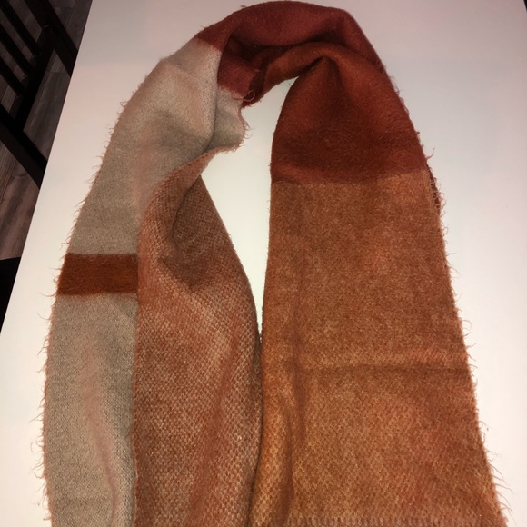 Zara Fall Scarf